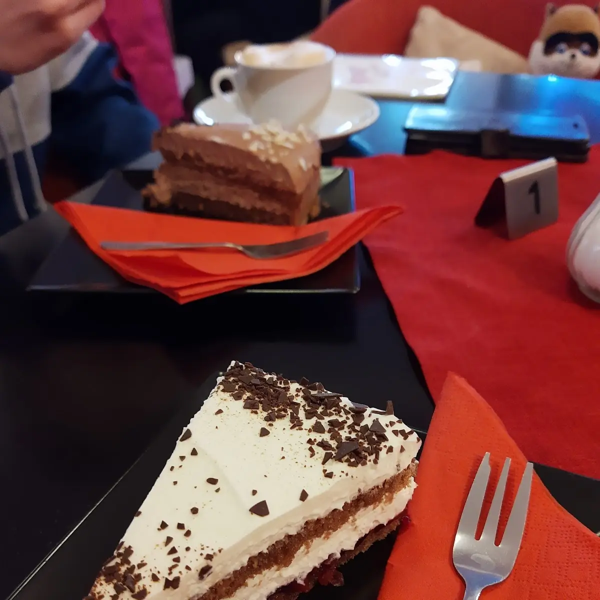 Highlights, Café Klatsch