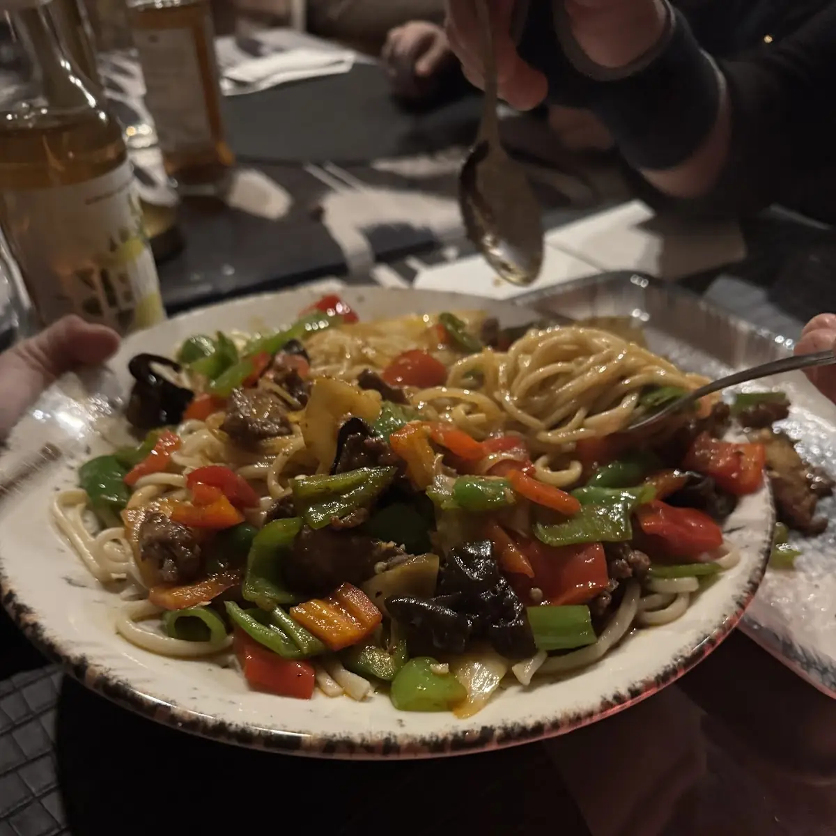 Highlights, IZ Uigurisches Restaurant