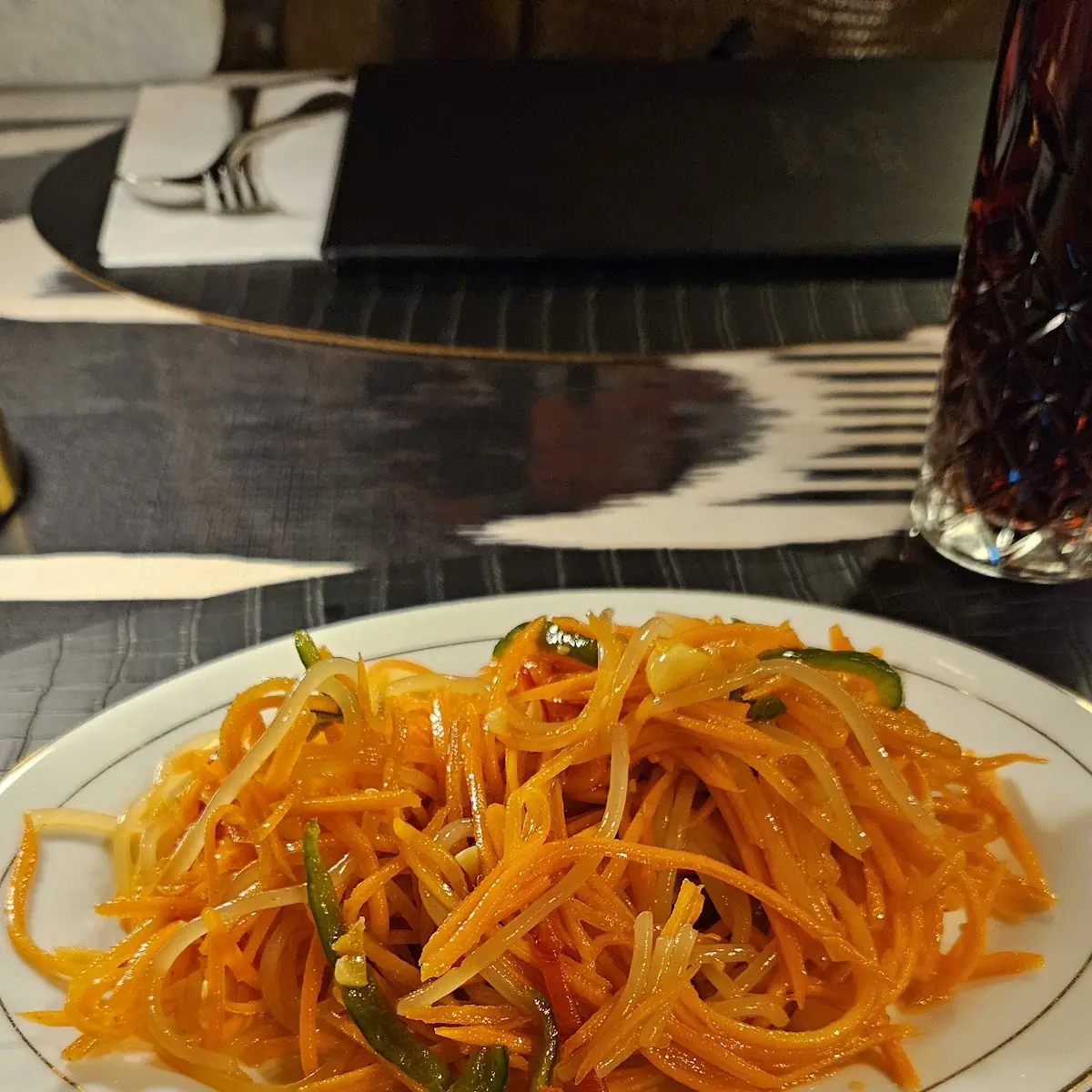 Salat, IZ Uigurisches Restaurant