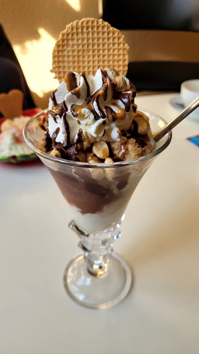 Nussbecher, Café Eisträumerei