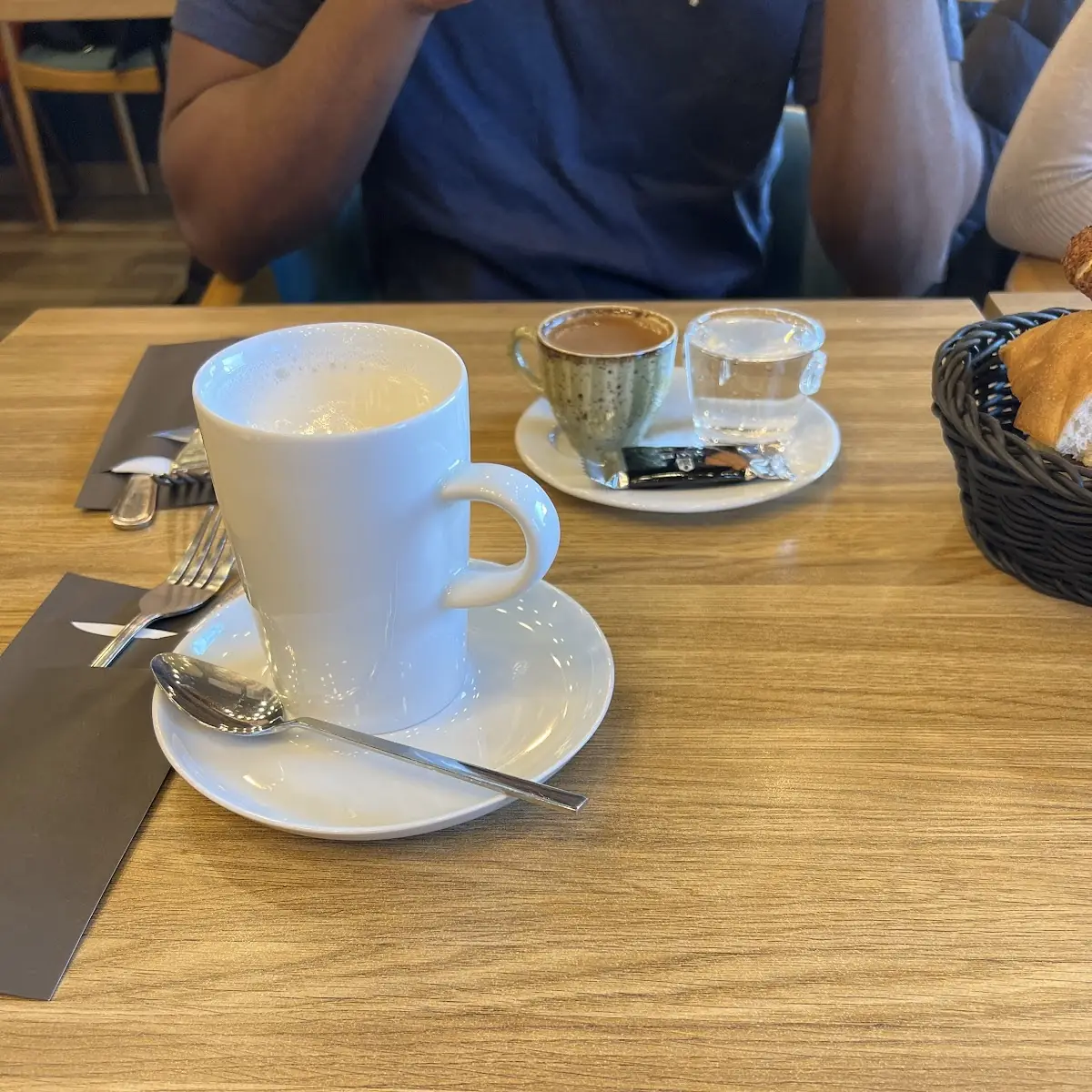 Warme Milch, Bread House Bremen