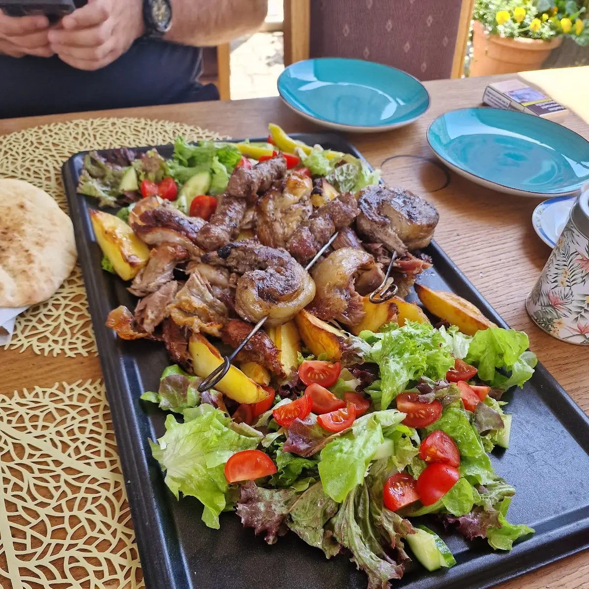 Highlights, Restaurant Edel Grill