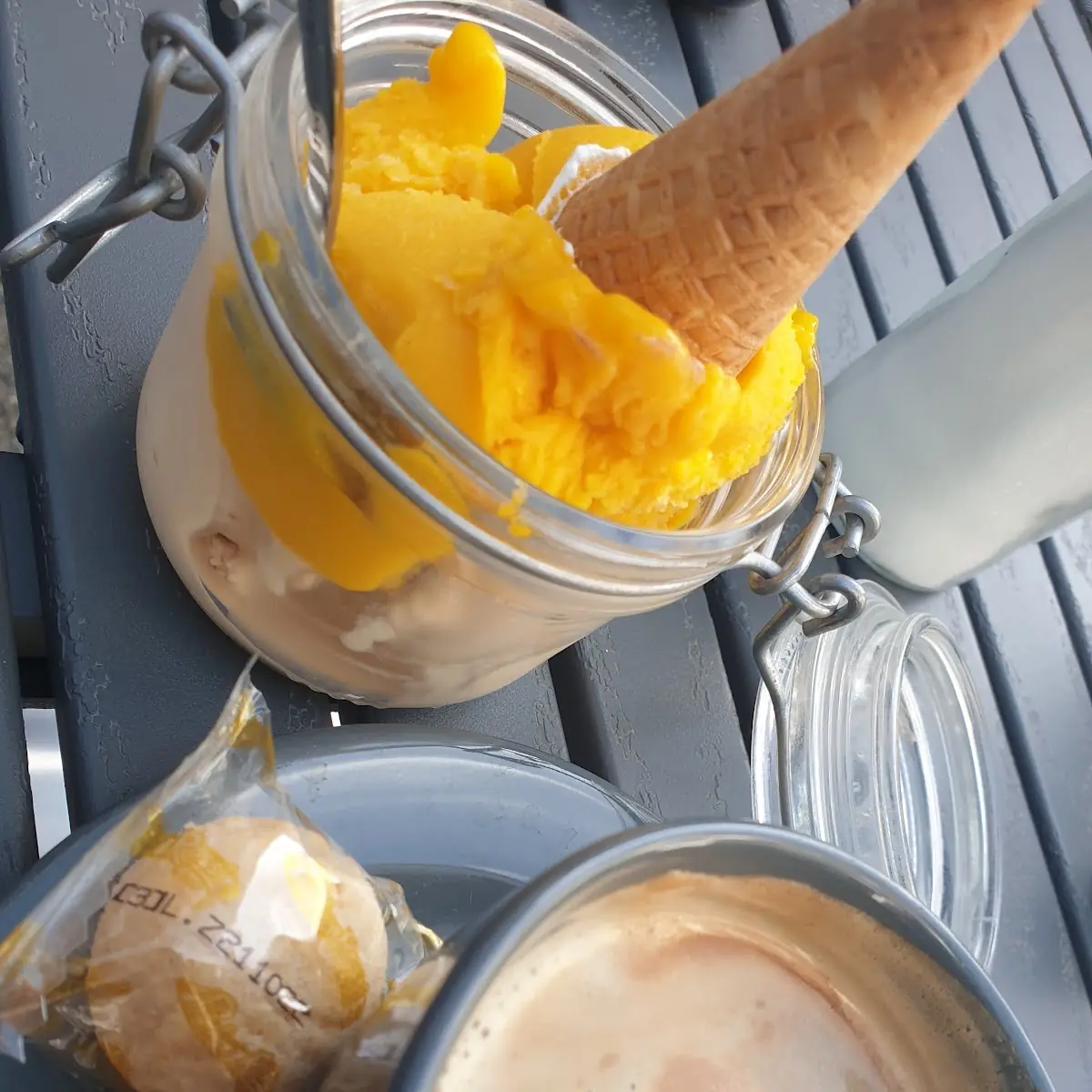 Kaffee Und Mango Eis