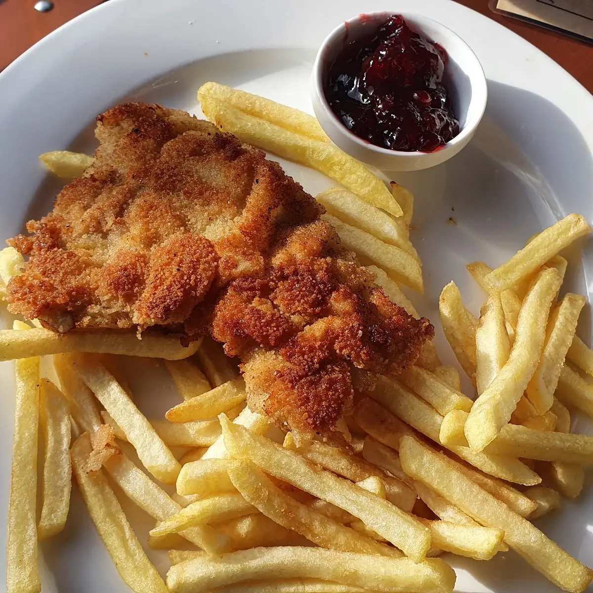 Kinderschnitzel, Cantina in der Pasinger Fabrik GmbH