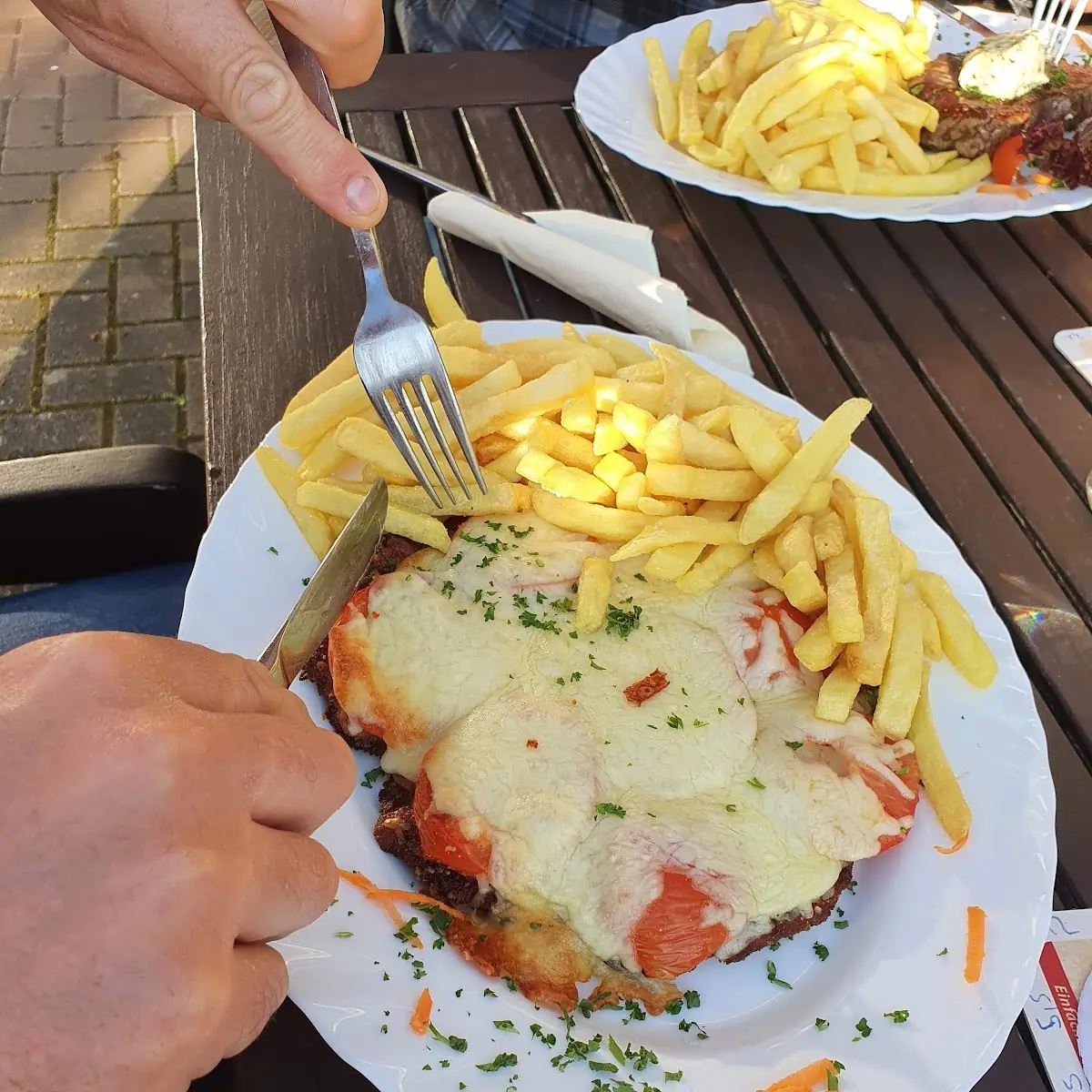Mailänder Schnitzel, Wirtshaus an der Lahn