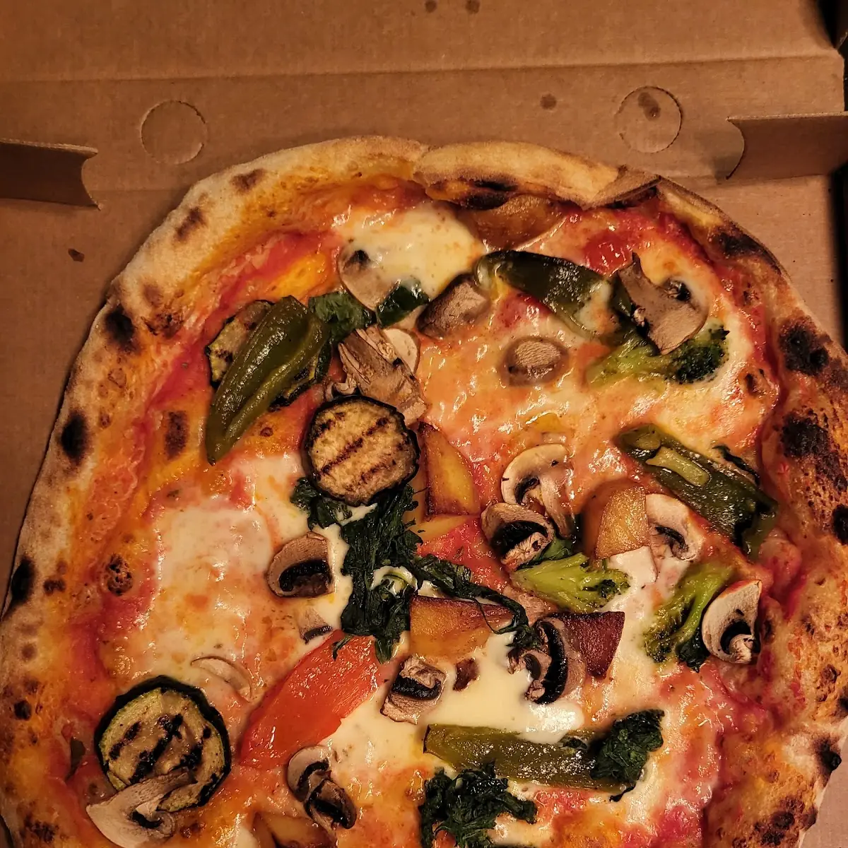 Pizza Gemüse, Made in italy - Neapolitanische Pizza