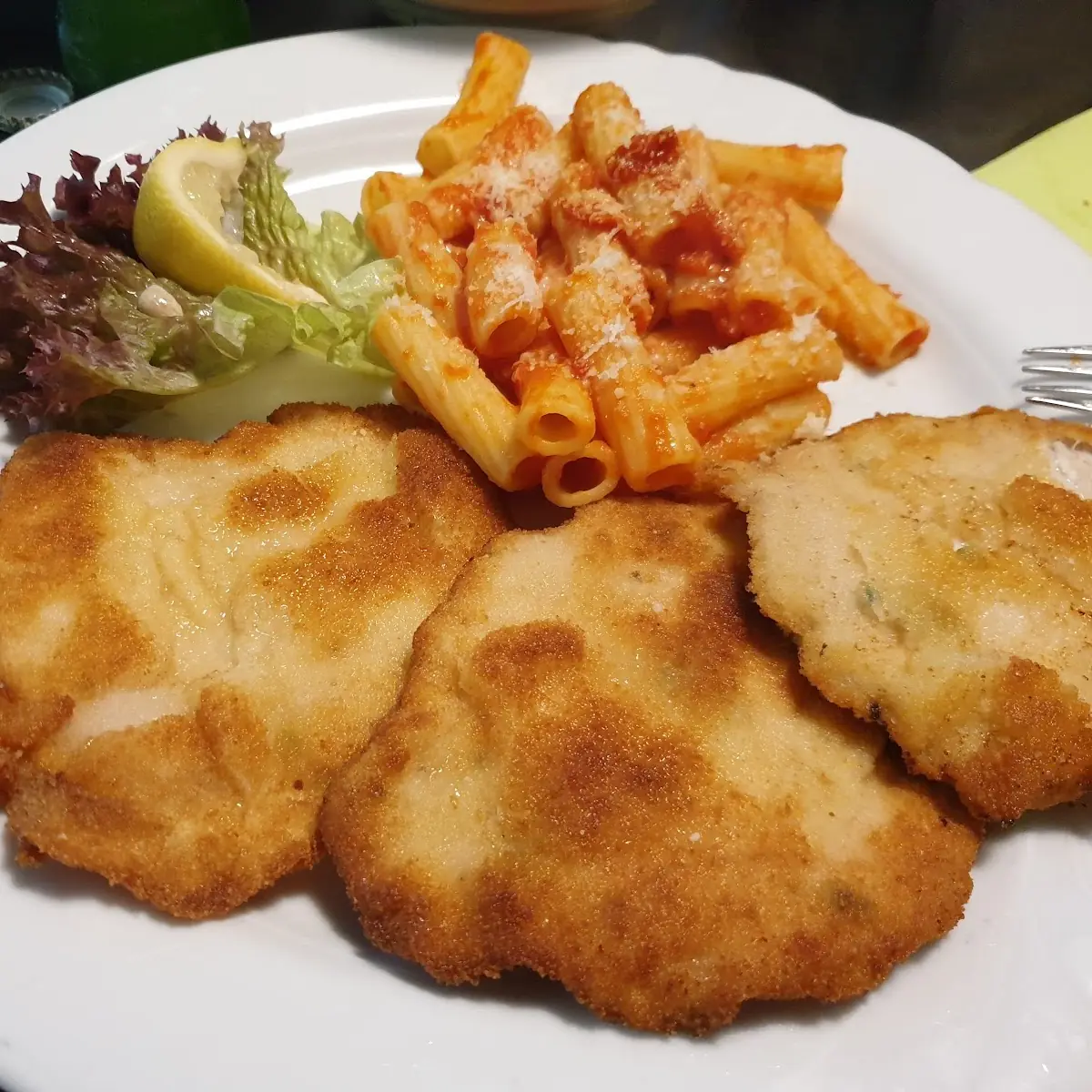 Schnitzel Milanese, Made in italy - Neapolitanische Pizza