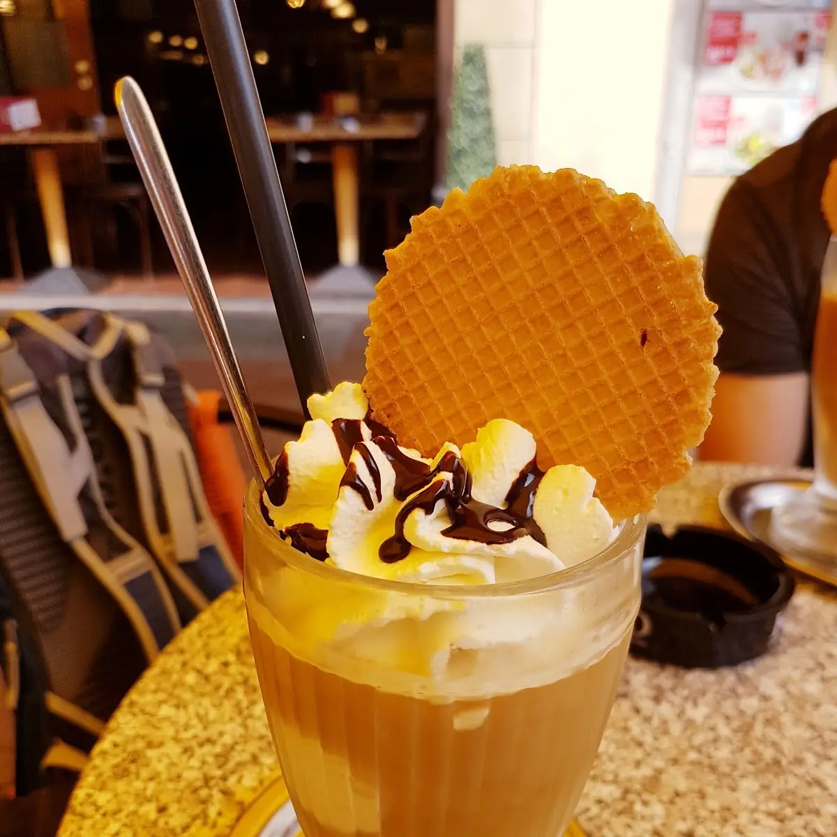 Großer Eiskaffee