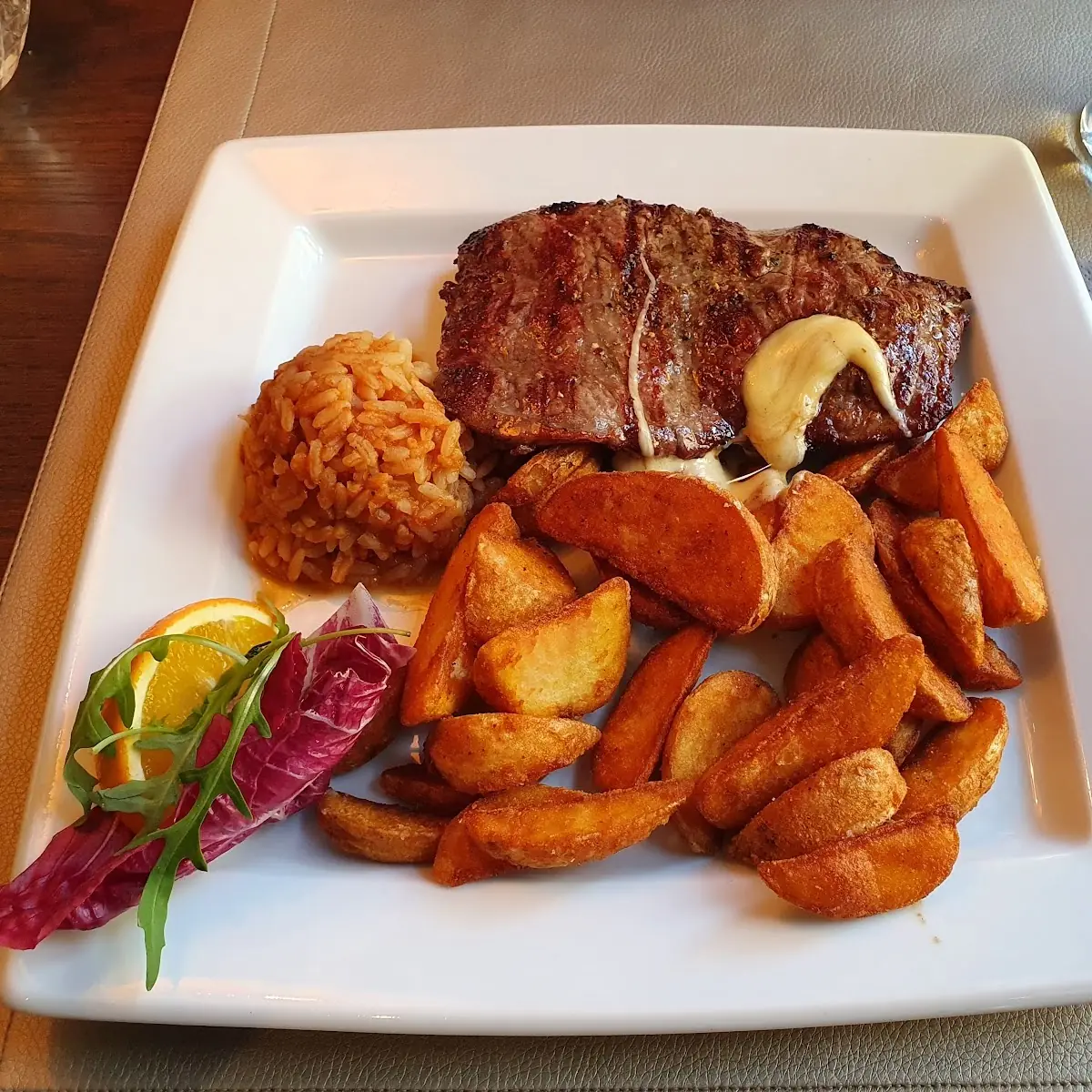 Gefülltes Steak, Happy Rancho