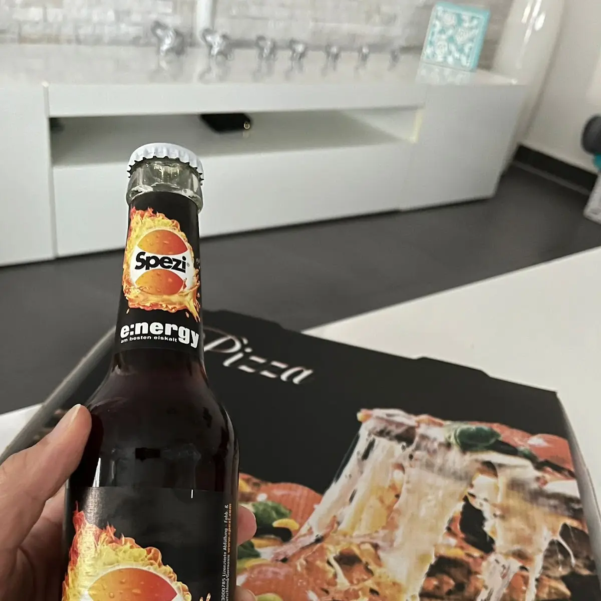 Spezi E