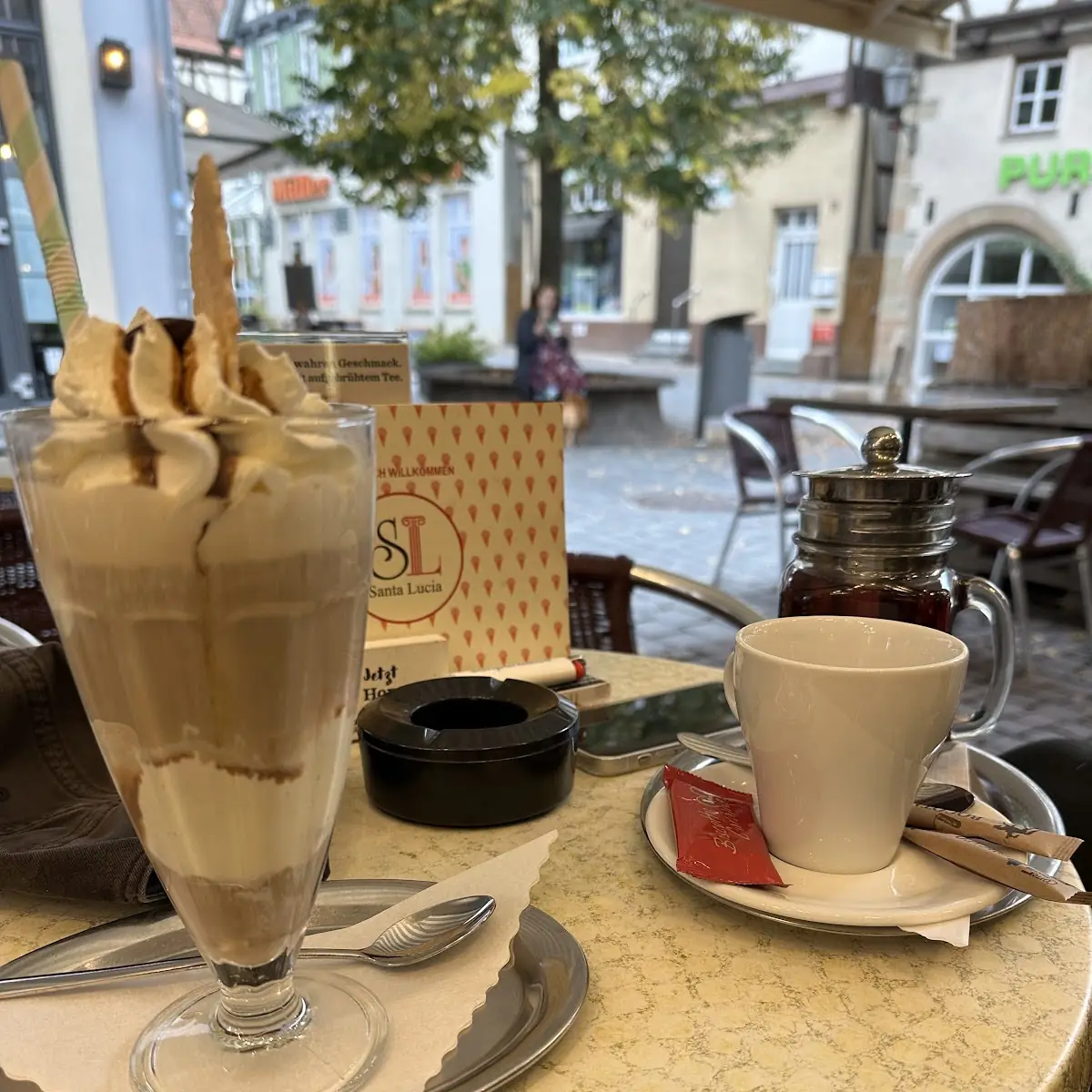 Eiskaffee, Santa Lucia | Eiscafé Snack-Bar