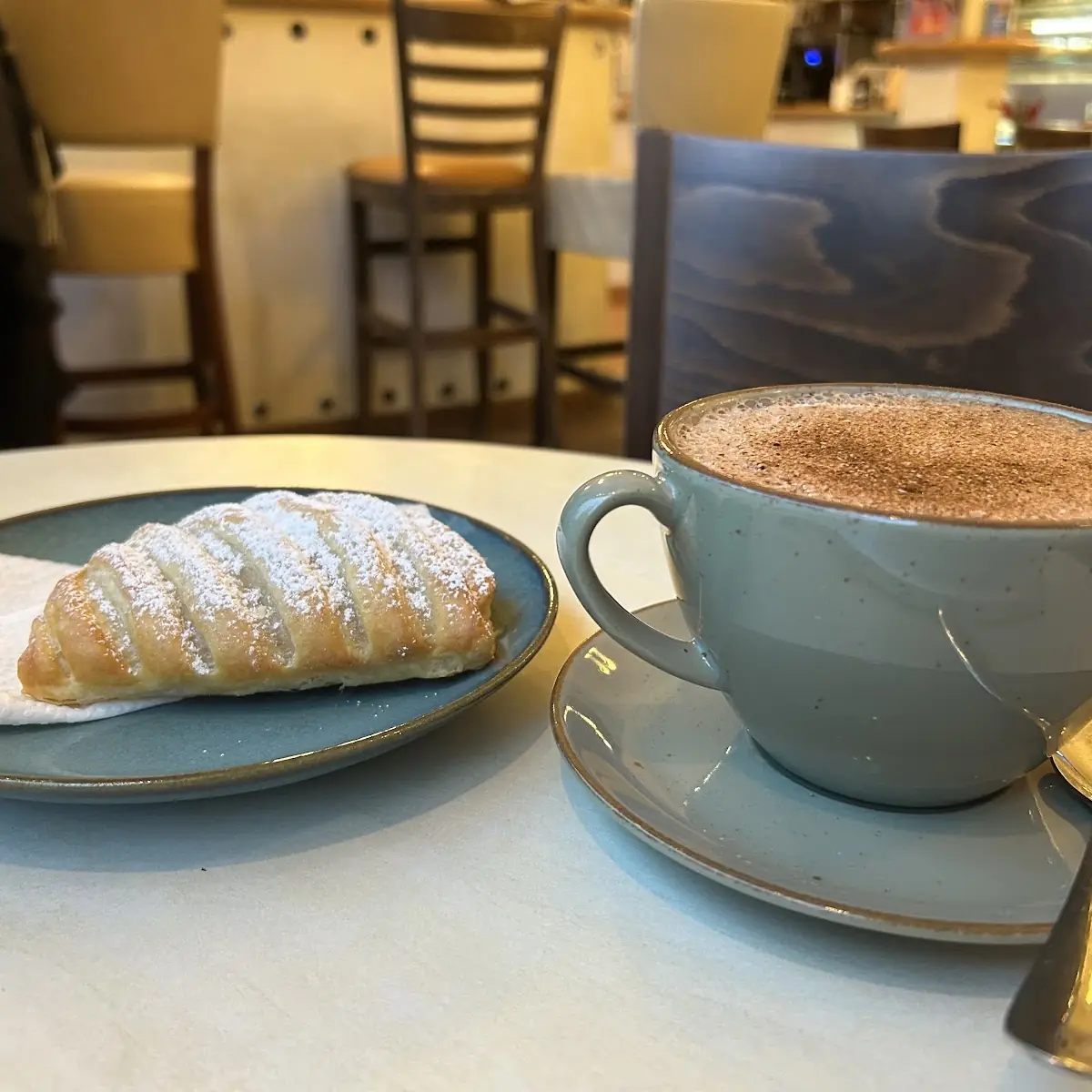 Highlights, Oliv'chen Kaffeehaus