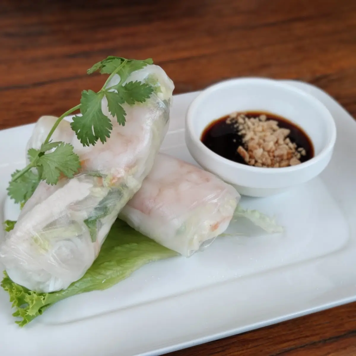 Spring Roll, Lúc Lắc