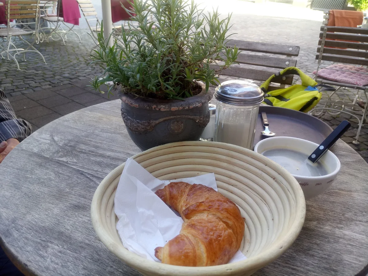 Croissant, PANO - Brot & Kaffee