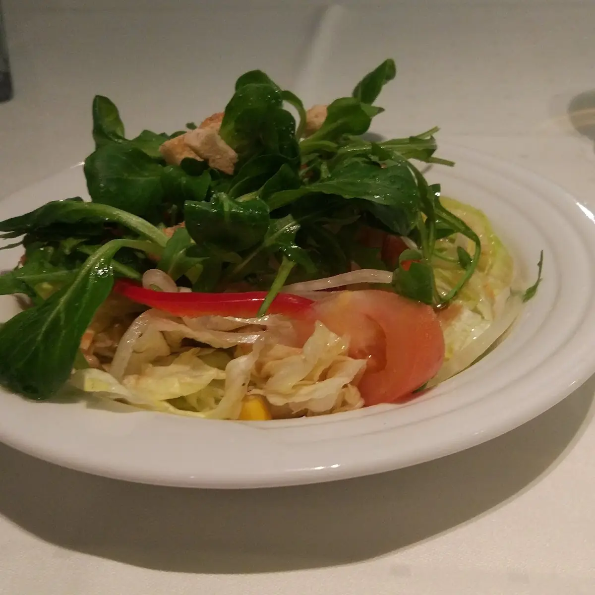 Salad, La Galleria