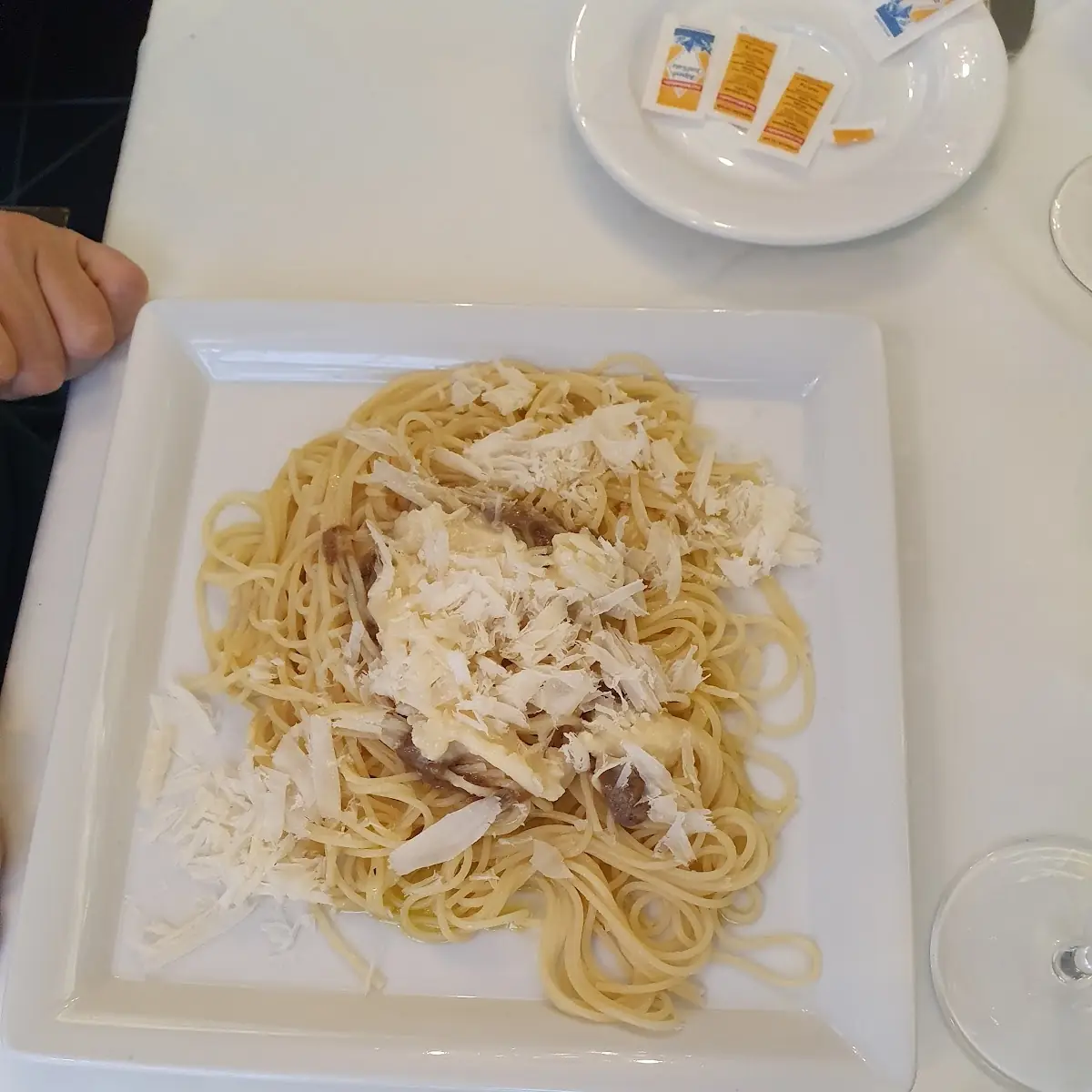 Spaghetti Aus Dem Parmesan Laib, La Galleria