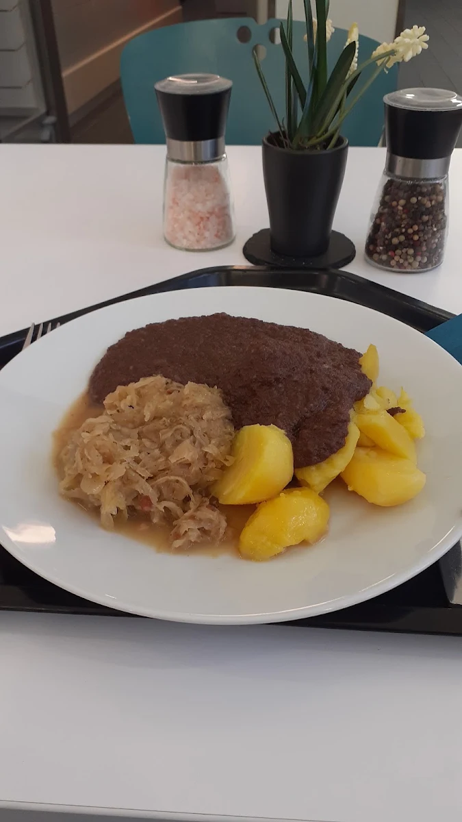 Grützwurst, Kantine im Finanzamt