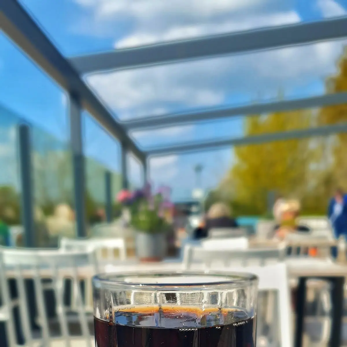 Cola