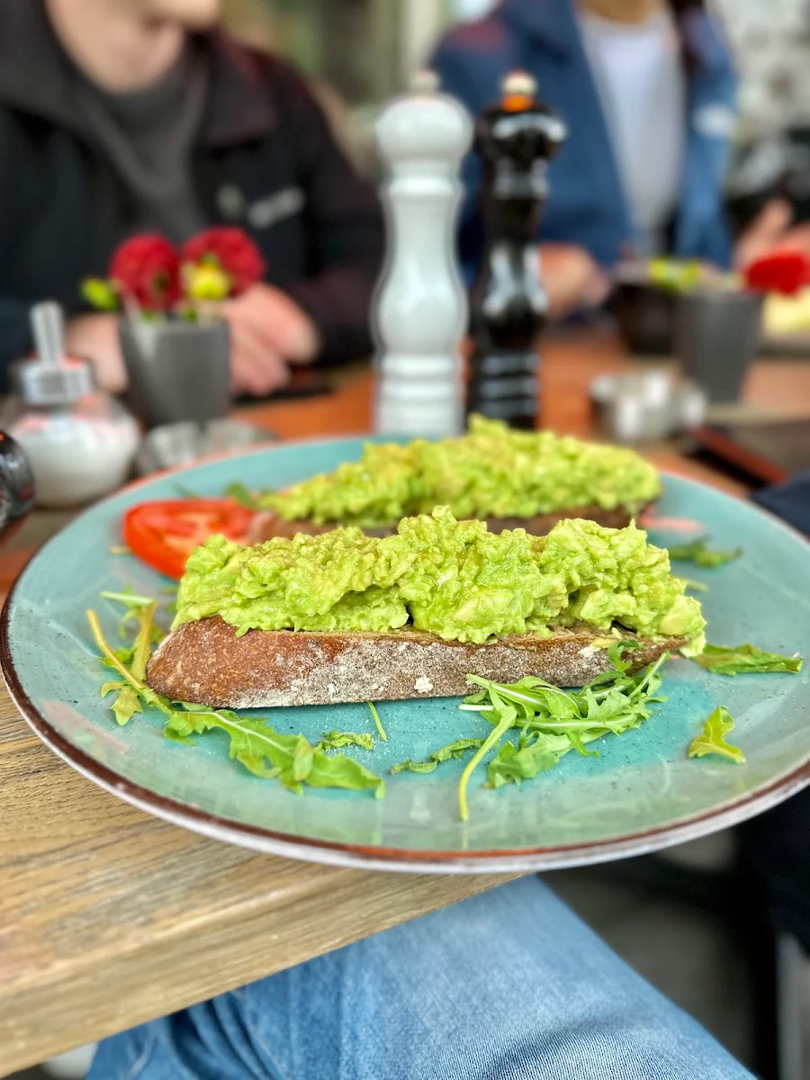 Highlights, Th cafe
