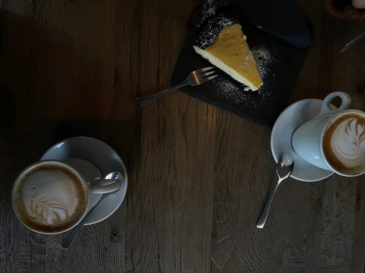 Highlights, Th cafe