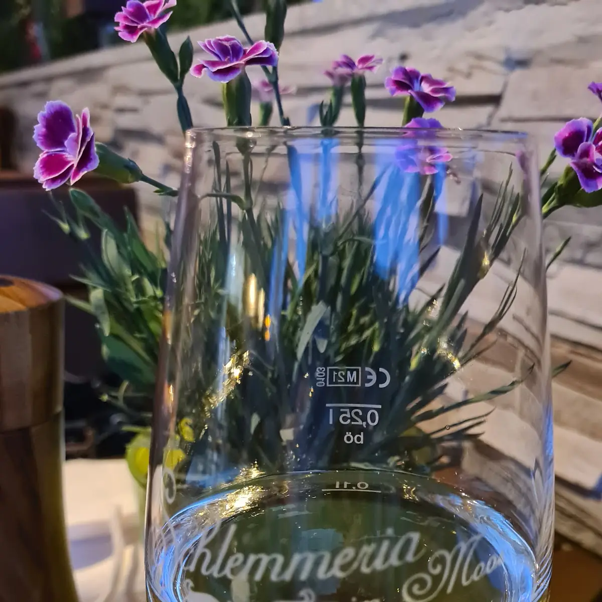 Weißwein, Schlemmeria Im Moos