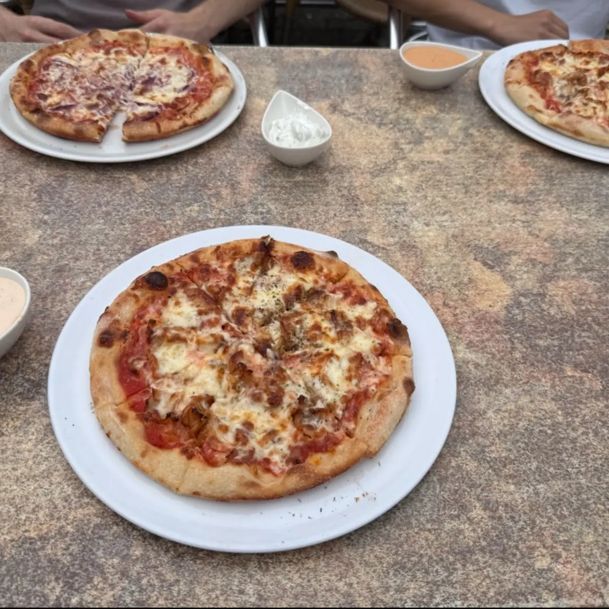 Highlights, Pizzeria
