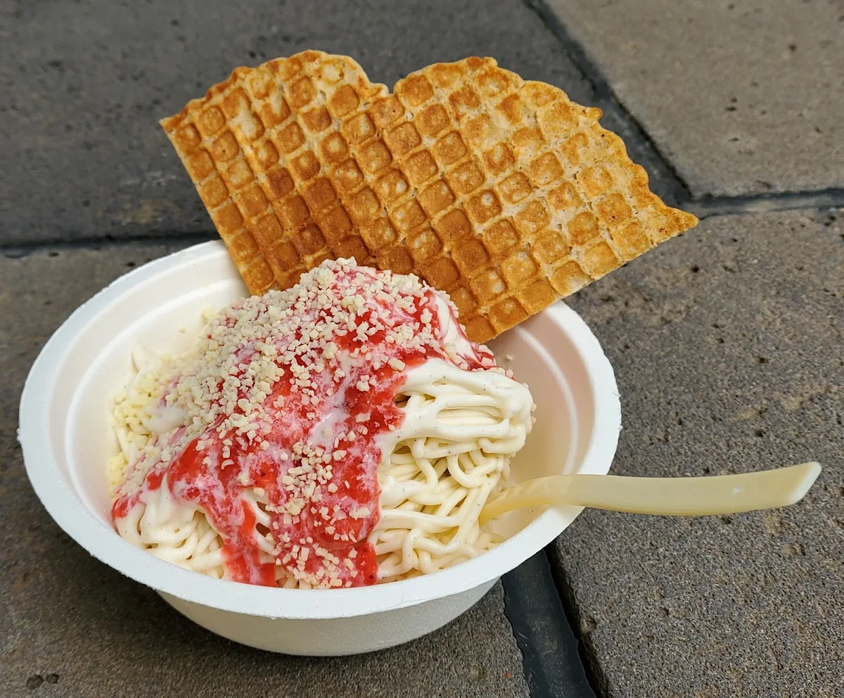 Spaghetti Eis