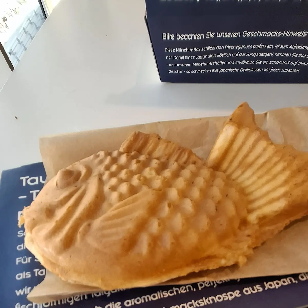 Mit Erdbeere, TAKOMALU Tako-Yaki Stand Japan