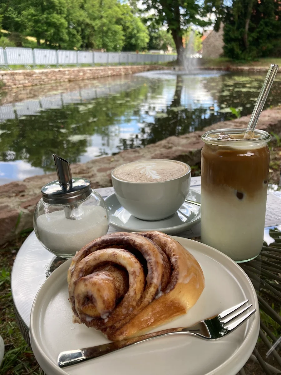 Cinnamon Roll