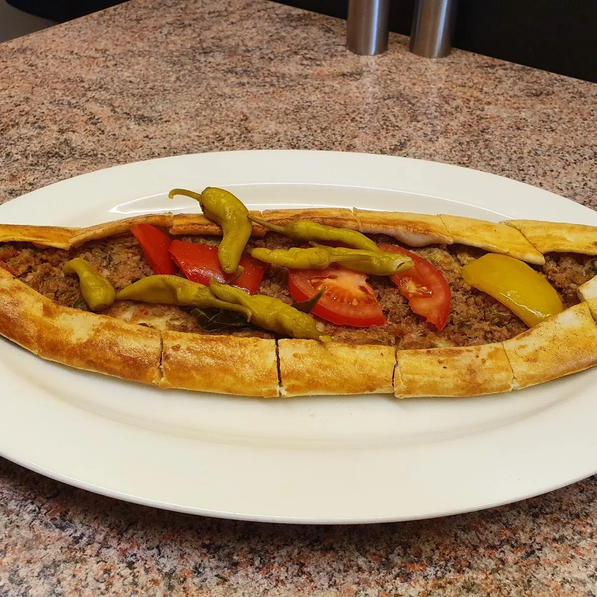 Pide Mit Hackfleisch