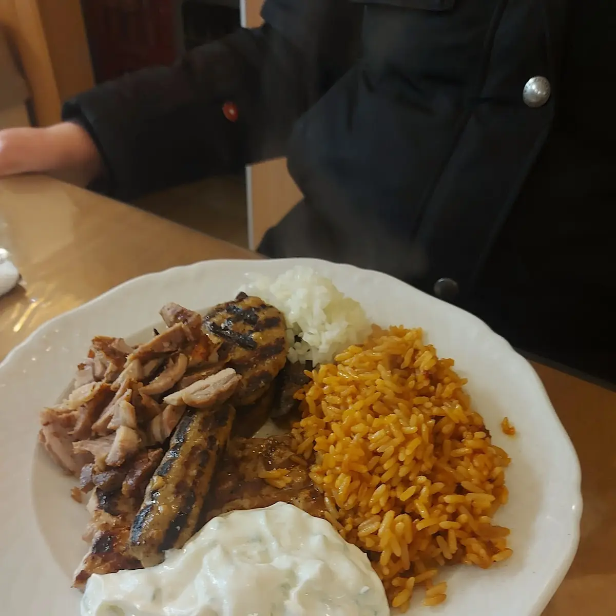 Grillteller, Akropolis Grill