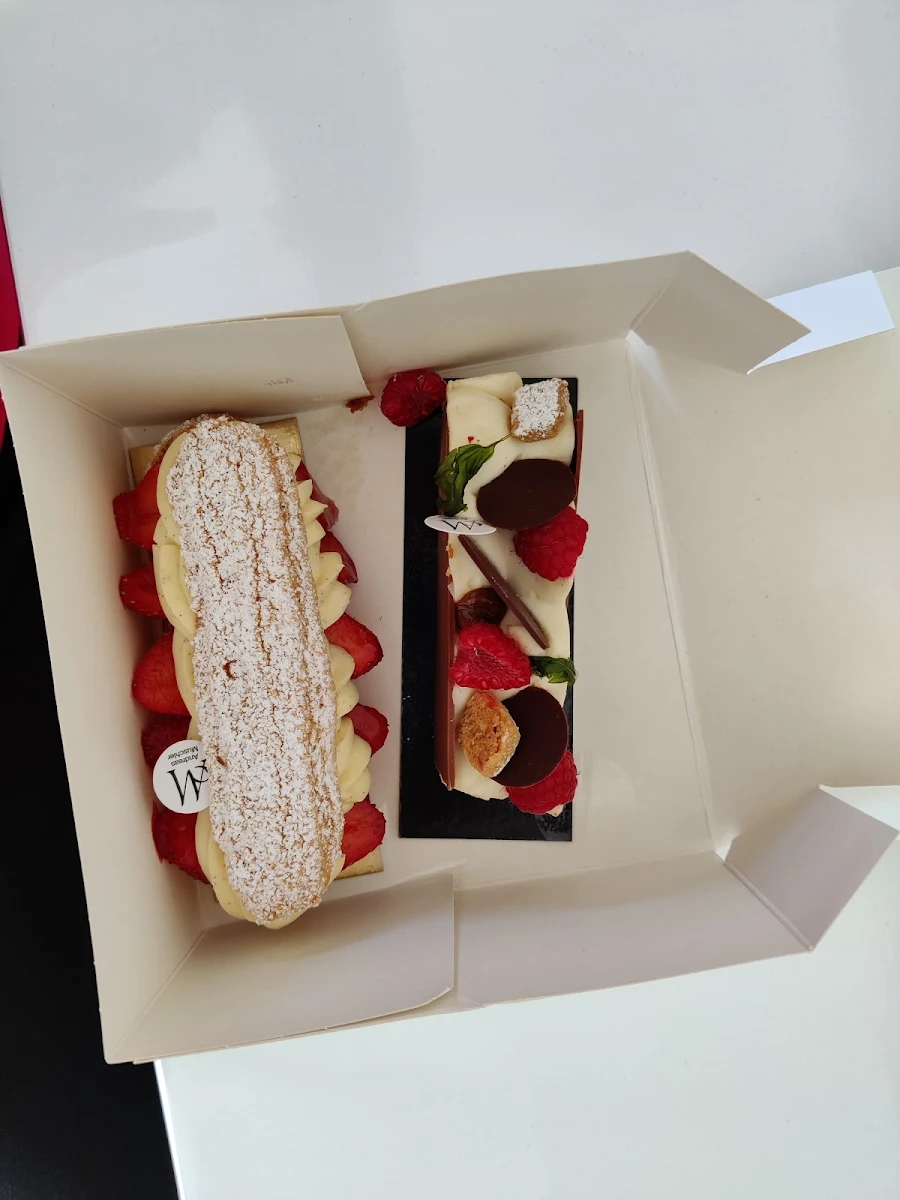 Erdbeer Eclair & Bubo