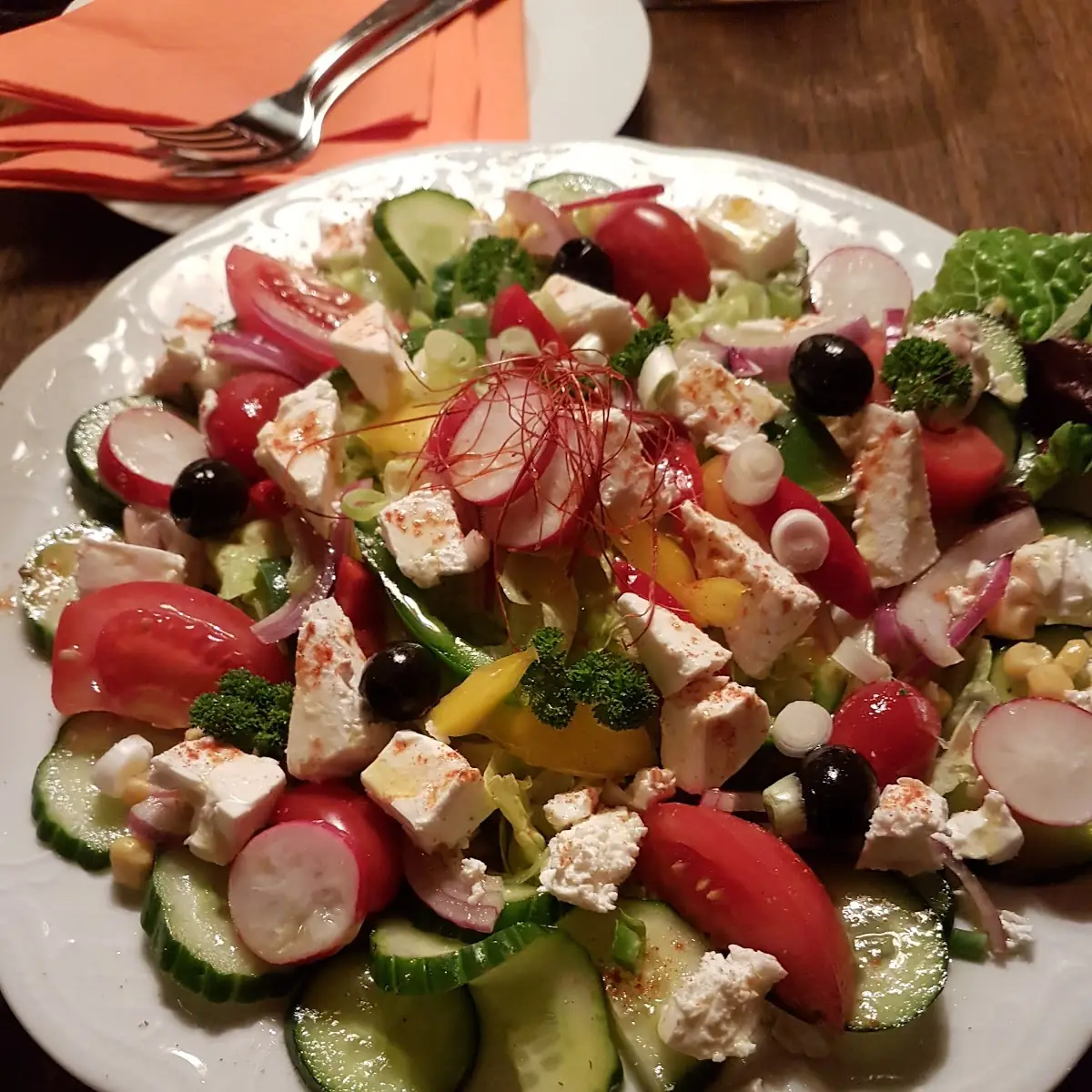 Salatteller Mit Schafskäse