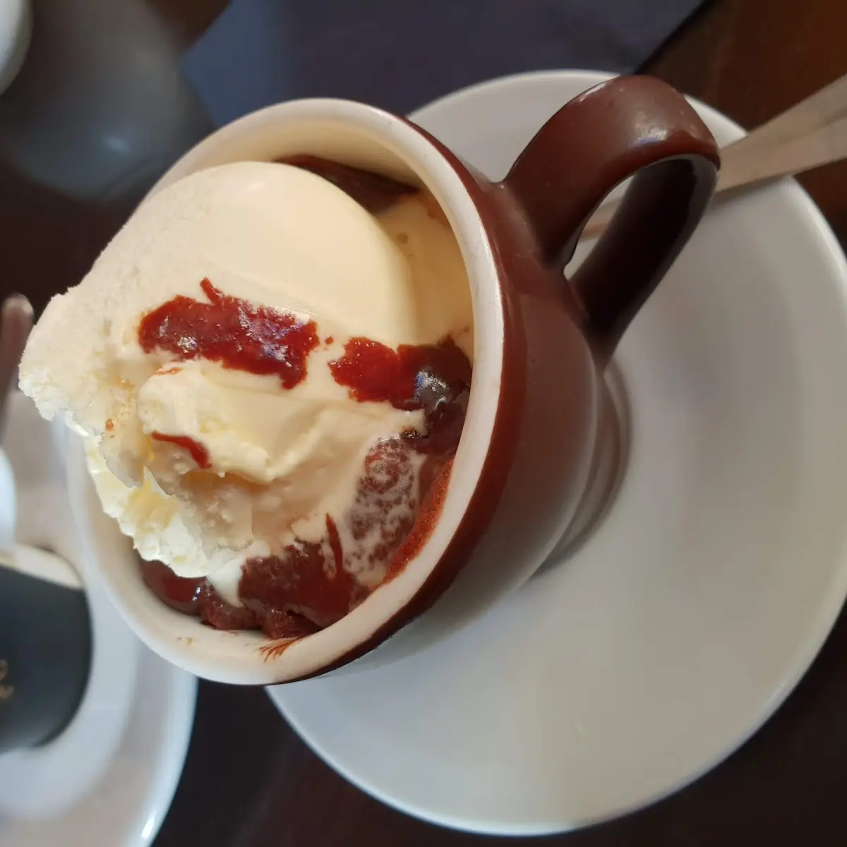 Café Mit Vanilleeis