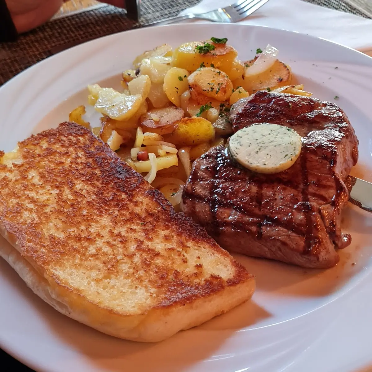 Steak Teller