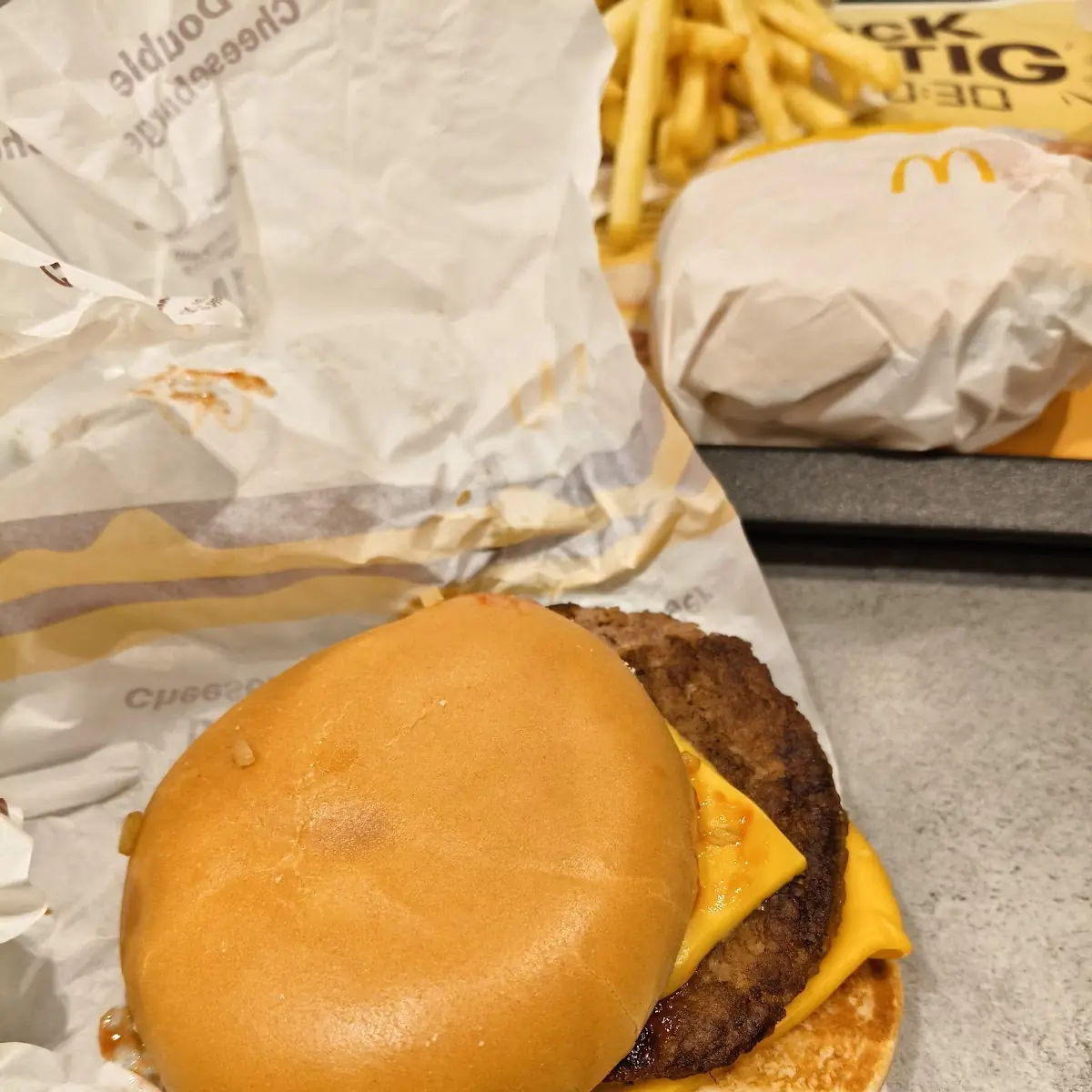 Double Cheeseburger, McDonald's