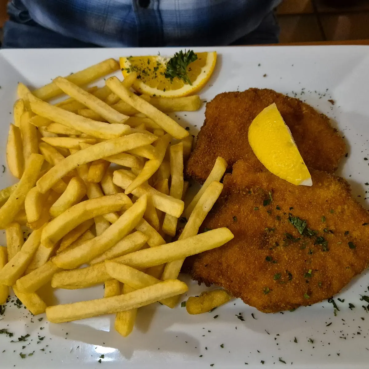 Schnitzel Pommes, Rintheimer Stuben