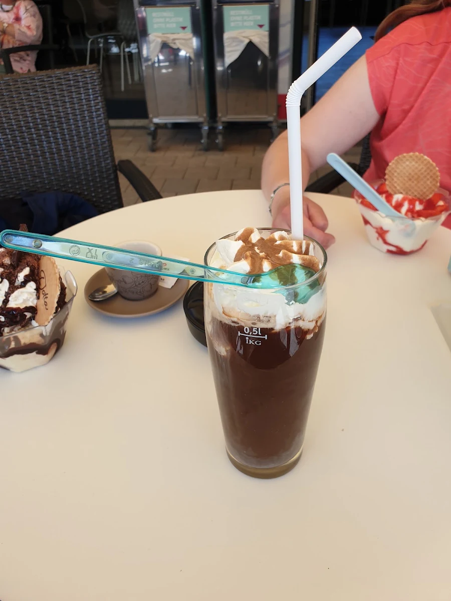 Eiskaffee, Dotta - Feines Eis