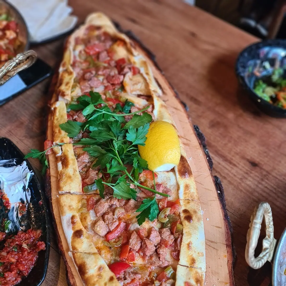Pide Mit Hackfleisch