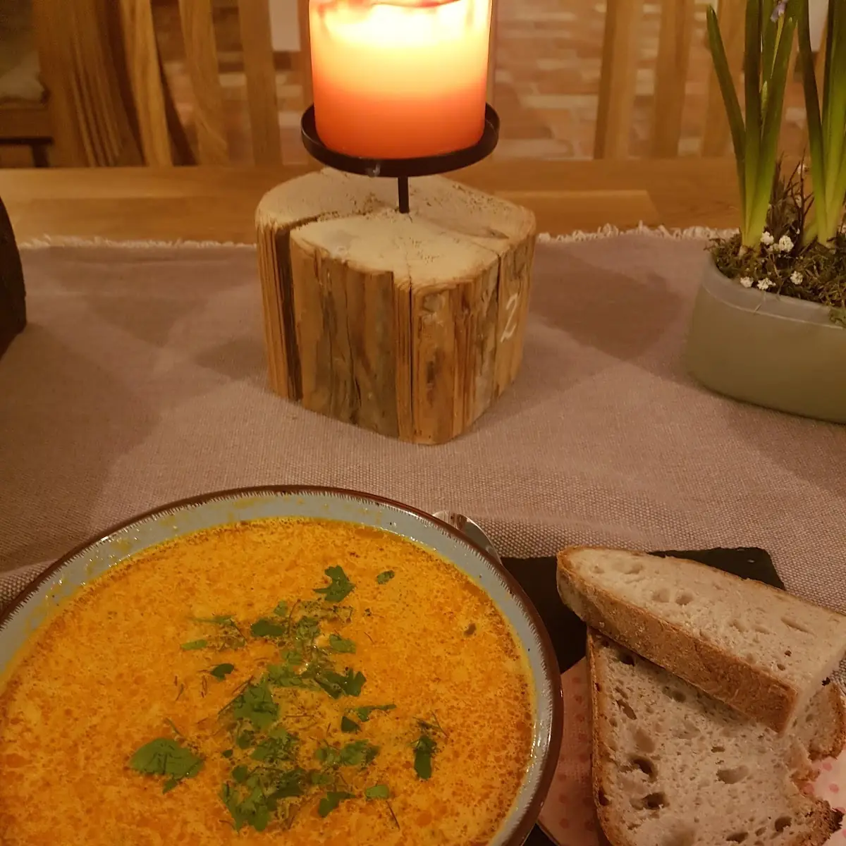 Gyrospfanne, Restaurant/Ferienwohnungen Scheune 65