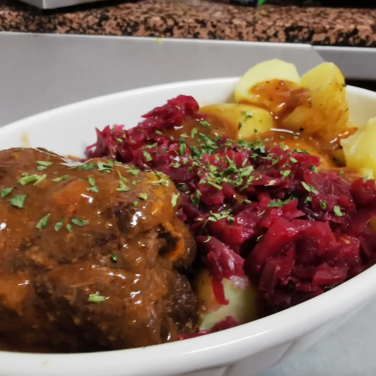 Highlights, Cafe & Bistro Wallis