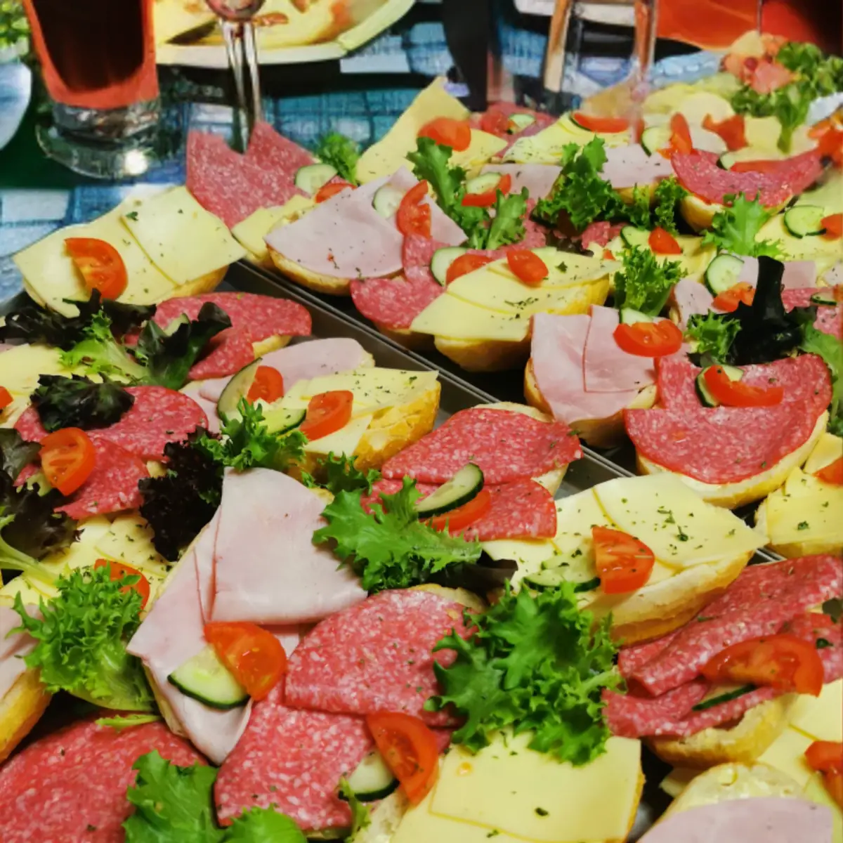Highlights, Cafe & Bistro Wallis