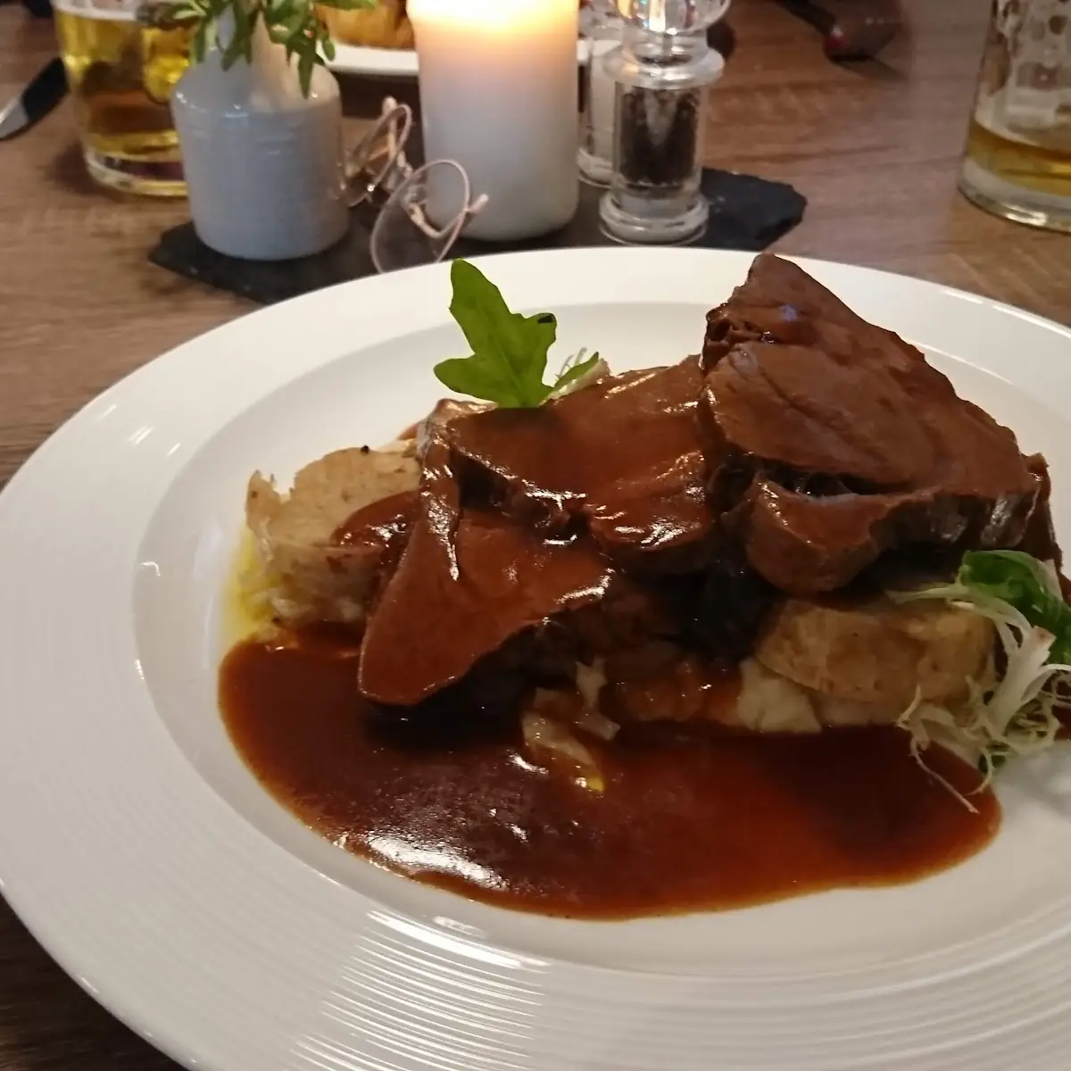 Wildschweinkeule