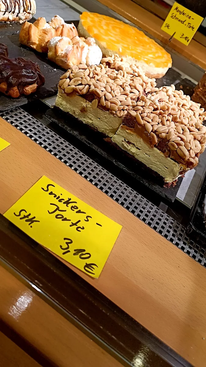Snickers Torte