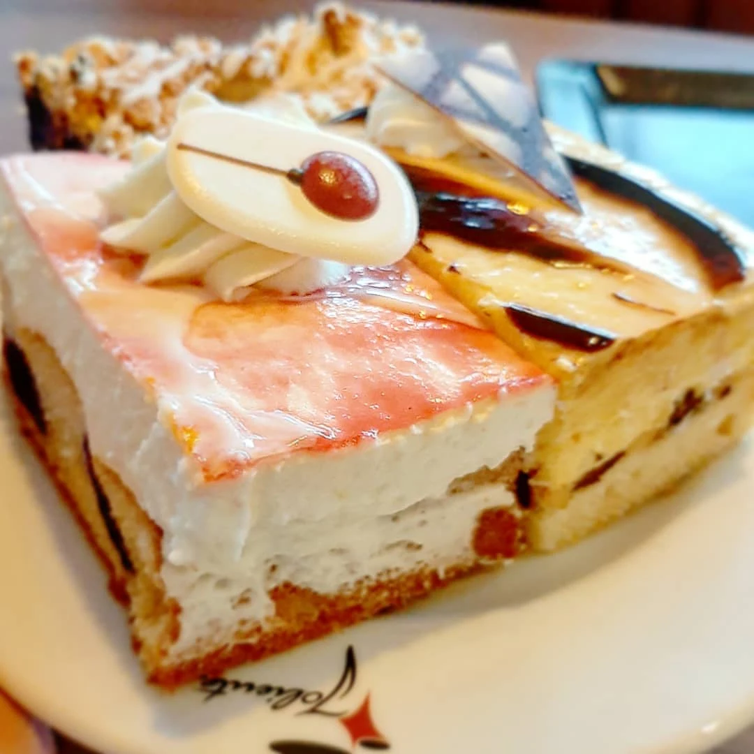 Kirschschnitte