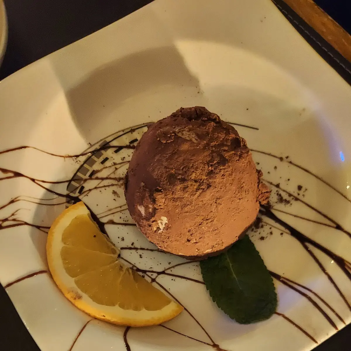 Eis, Piatto Restaurant & Grill