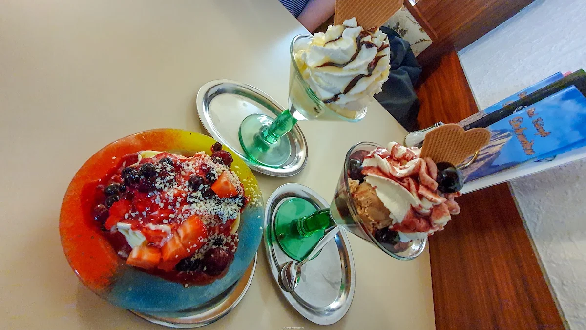 Highlights, Eiscafé Dolomiten, Echtes italienisches Eis seit 50 Jahren aus den Dolomiten
