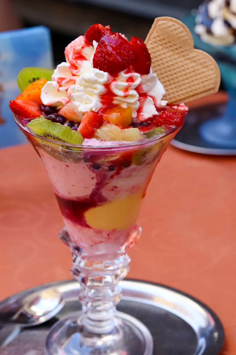 Parfait, Eiscafé Dolomiten, Echtes italienisches Eis seit 50 Jahren aus den Dolomiten