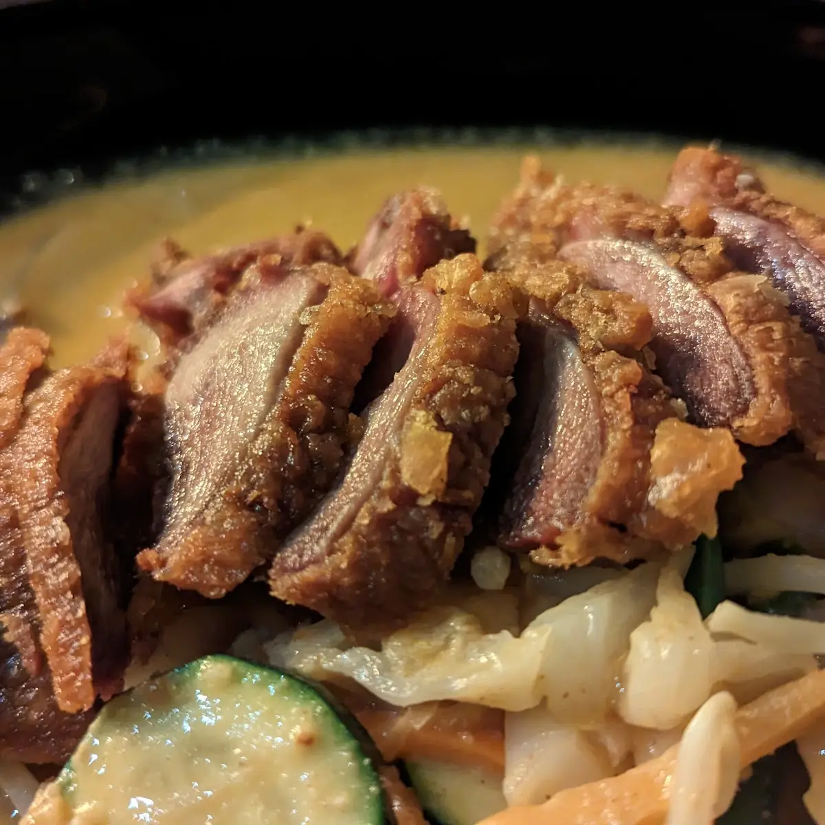 Ente Mit Erdnusssoße