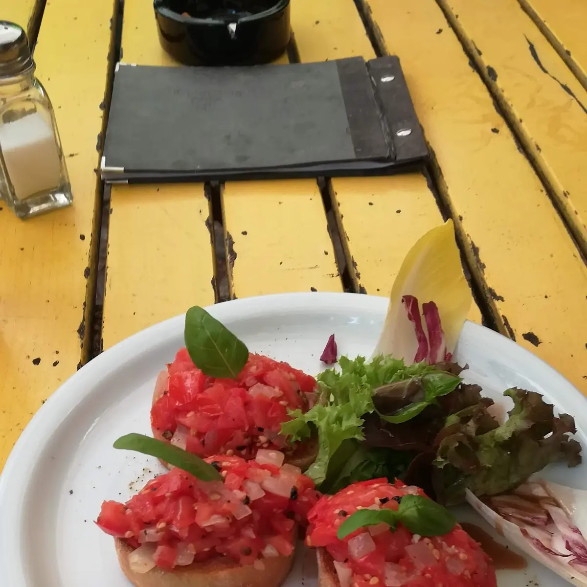 Brucheta, Bottoms Up